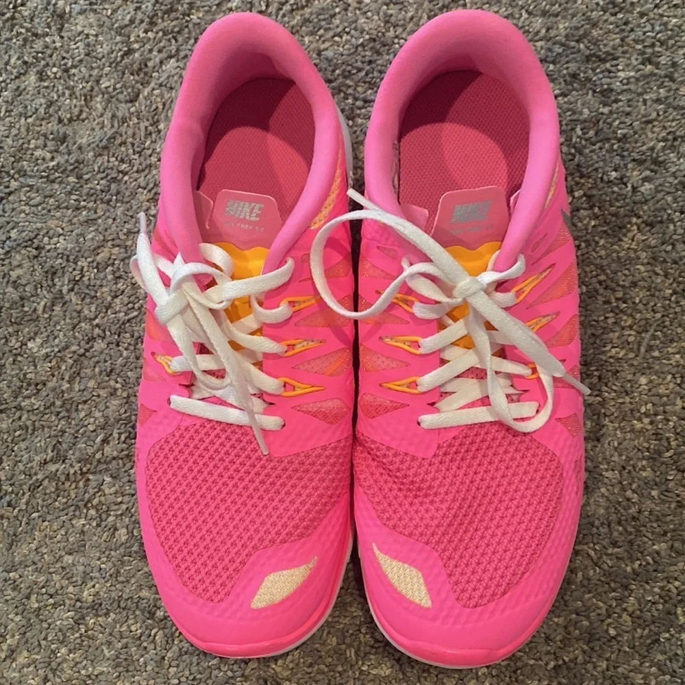 Nike free 5.0 sneakers